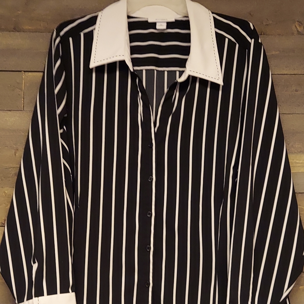 DressBarn Button Down Blouse 3X